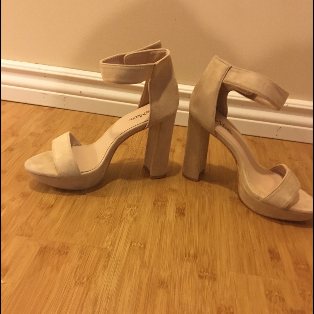 BellaMarie chunky heel nude